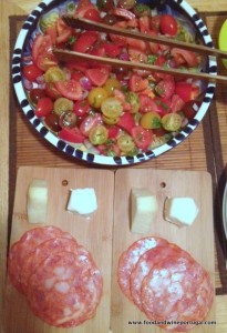 Tomato salad with accompaniments